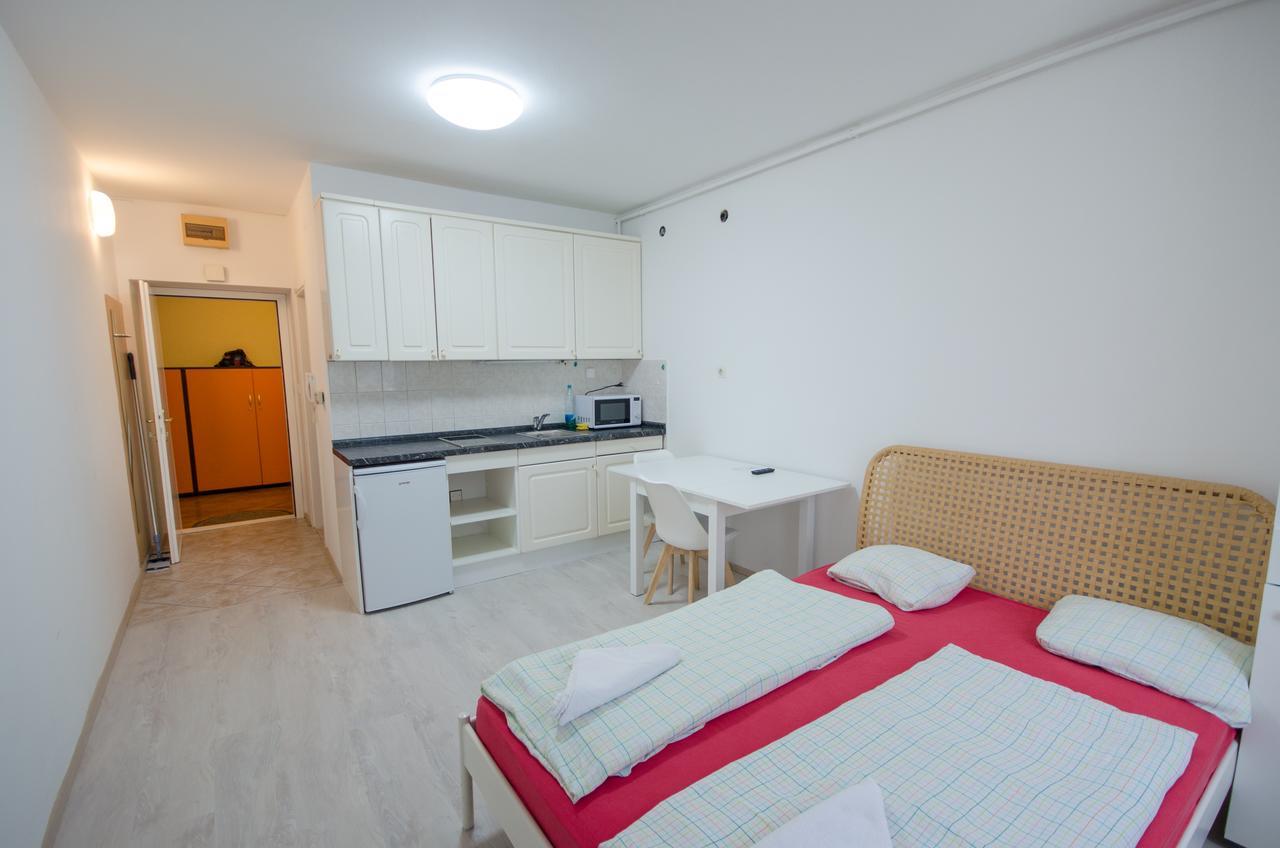 Apartment Trzaska With Free Parking Любляна Экстерьер фото